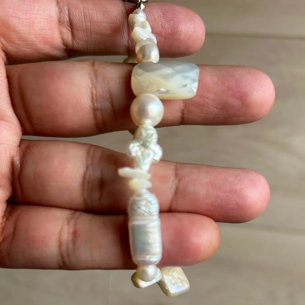 Clear Quartz and Pearl, and another of Pearl Bracelet - Picture 4 of 8